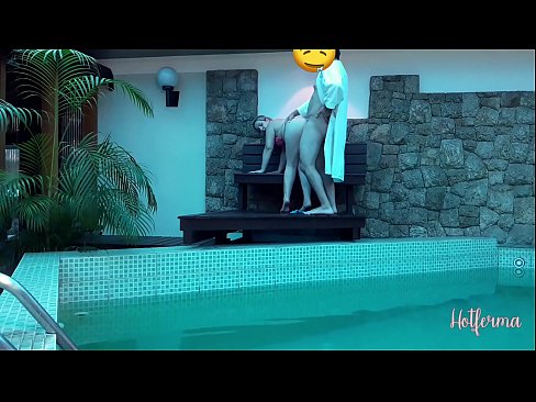 ❤️ Bos menjemput pembantu rumah ke kolam, tetapi tidak dapat menahan panas ️❌ seks super di lucah ms.xxxdesichudai.ru