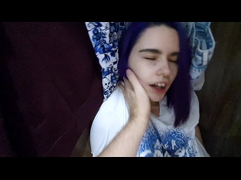 ❤️ Terjumpa adik saya di dalam almari dan membantunya merangkap ️❌ seks super di lucah ms.xxxdesichudai.ru